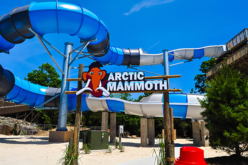 Arctic Mammoth SplashDown Beach Water Park